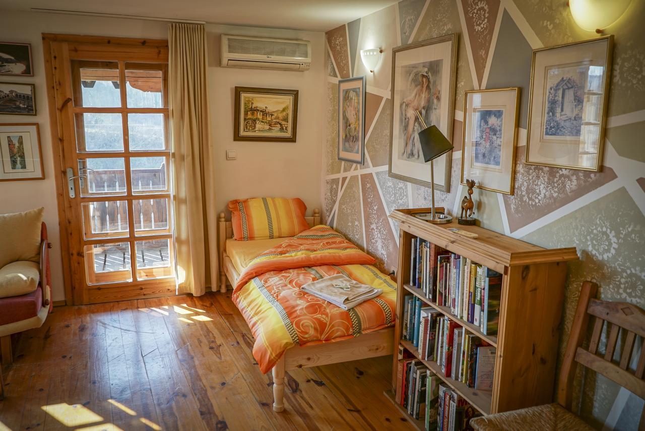 Rooster House Hotel Veliko Tarnovo Buitenkant foto