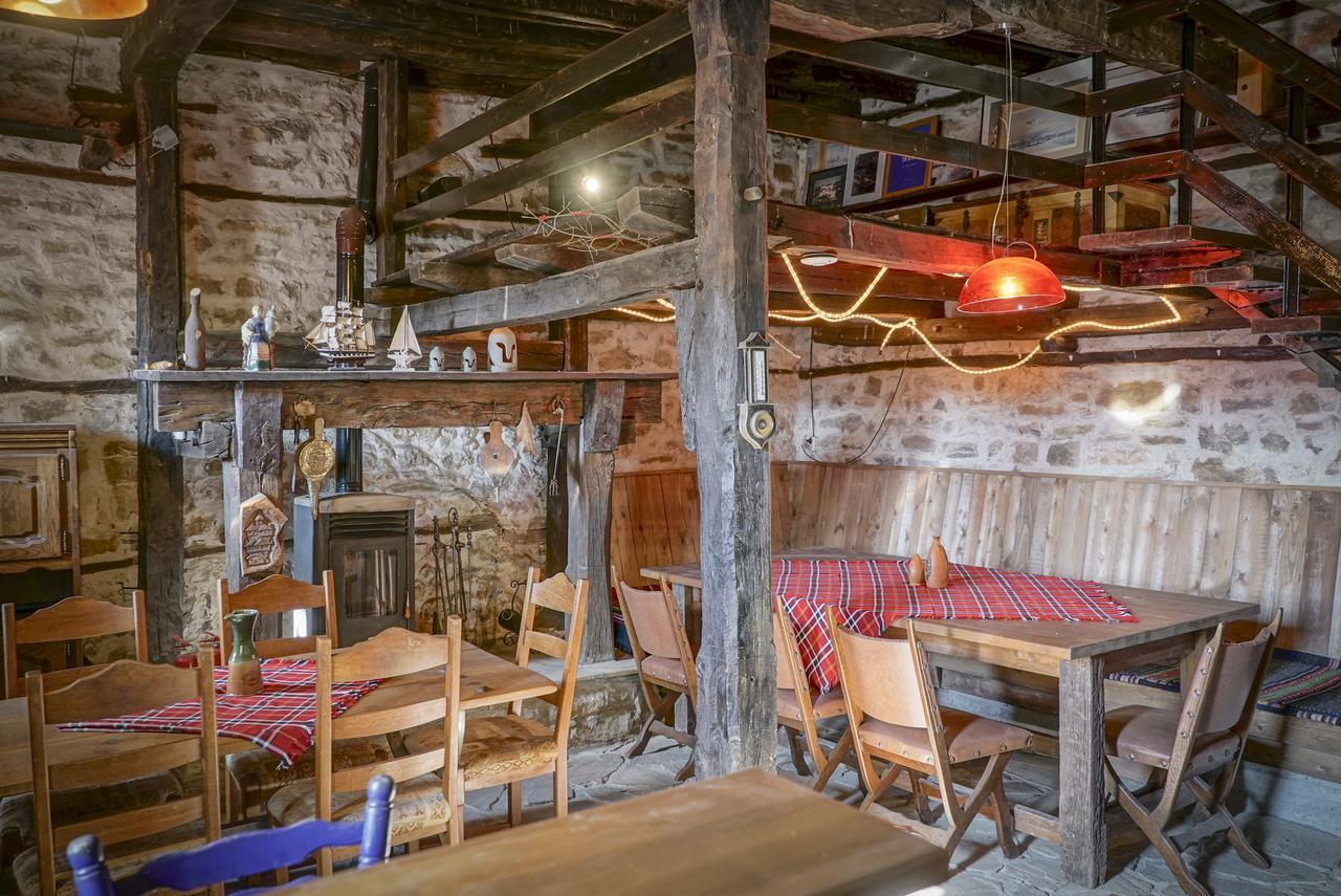 Rooster House Hotel Veliko Tarnovo Buitenkant foto